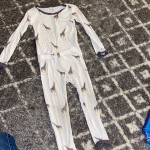 PLAY 18-24 Giraffe toddler pajamas